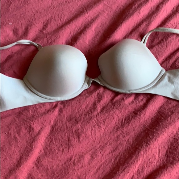 Bra - Picture 1 of 3